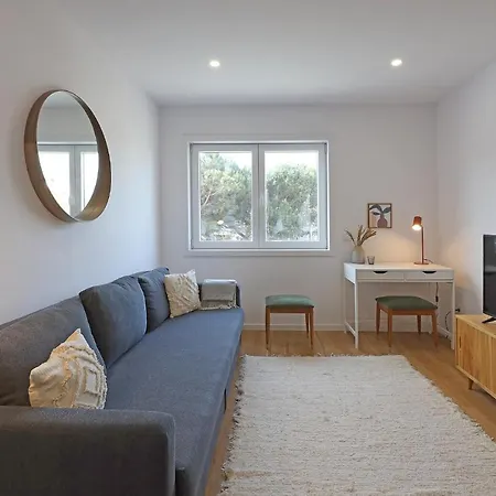 Flh Gaia Wine Cellars Flat *